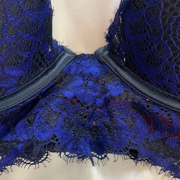La senza Beyond Sexy Blue Lace Bra 34 C - Picture 4 of 9